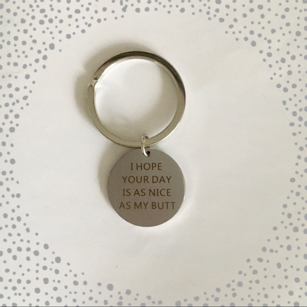 😃Must Have Item😃 Keychain